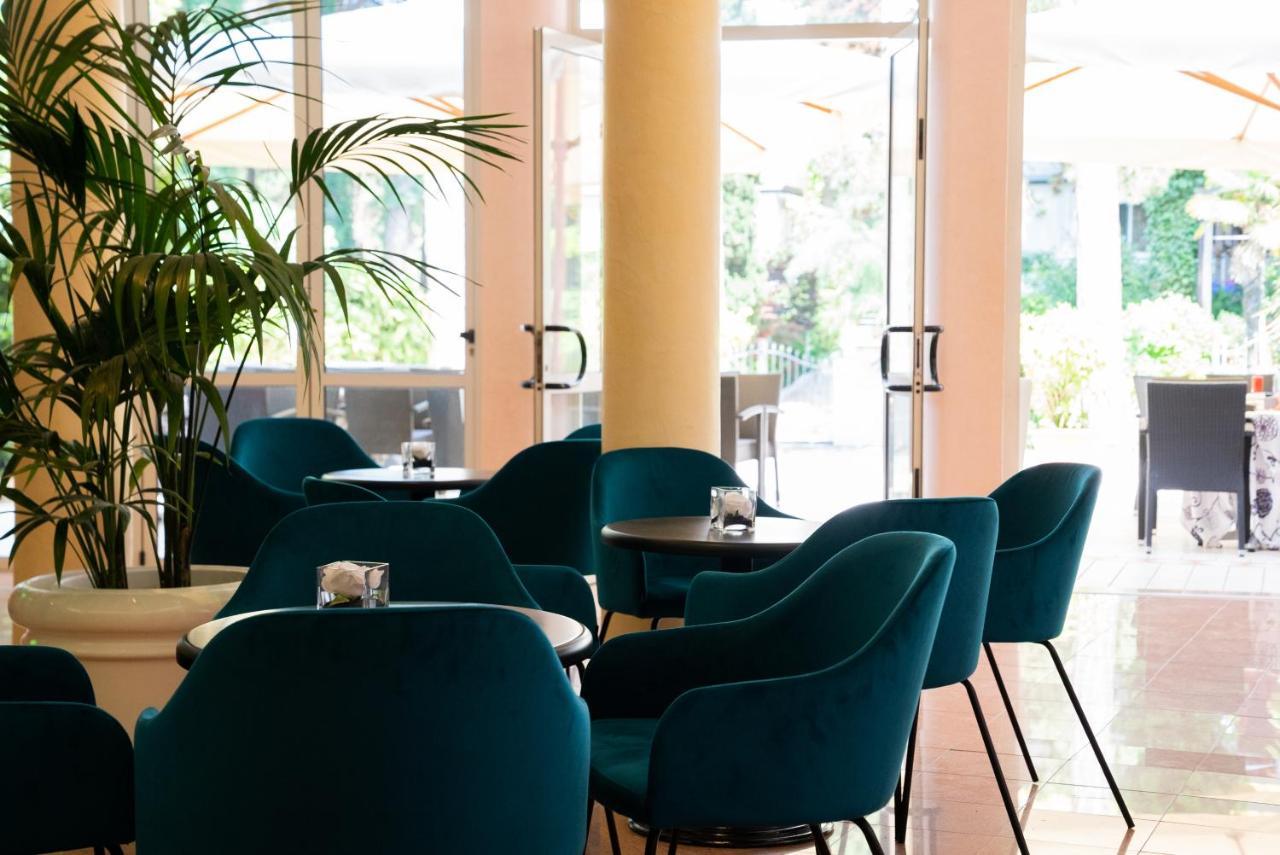 Hotel Conca Verde Линяно Сабиадоро Екстериор снимка